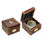 Kompas w pudełku, materiał drewno sheesham, mosiądz, kolor brązowy 31008